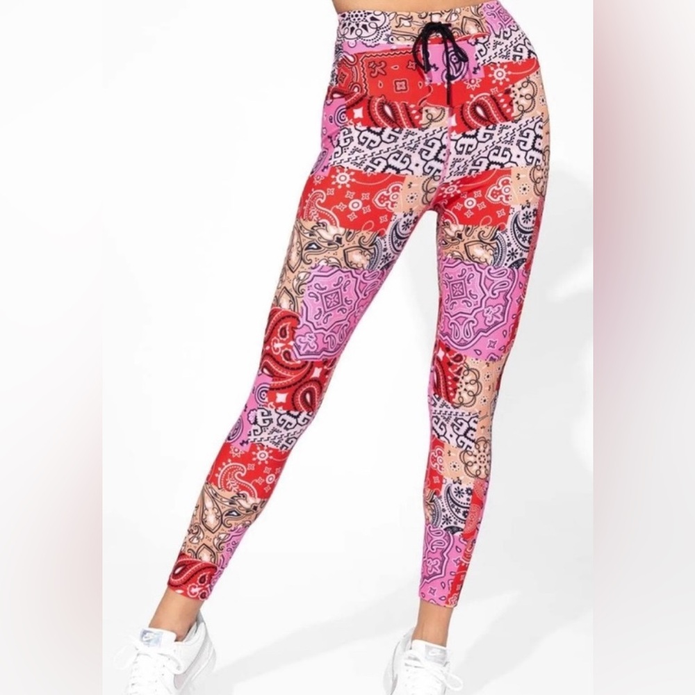 NWT- Eleven by Venus Williams Bandana Babe 7/8 Leggings Size L